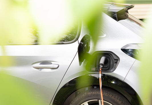 Le auto elettriche più innovative del momento: scopri le loro caratteristiche tecniche